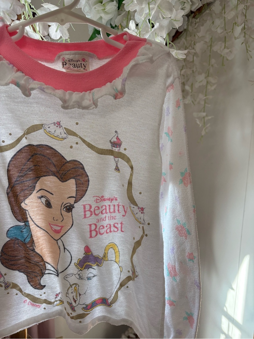 Vintage Beauty and the Beast Long Sleeve Top Pajama Top🌹 - Picture 2 of 6